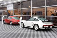 Porsche Classic Services display